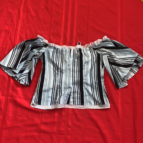 Striped Off Shoulder Blouse - Picture 4 of 7